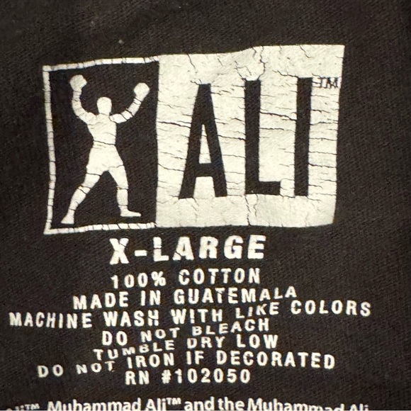 Muhammad Ali Boxing Graphic Short Sleeve Tee - Picture 3 of 3